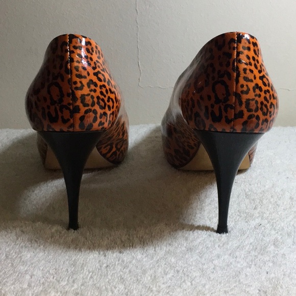 Giuseppe Zanotti Black and Orange Peep-Toe Patent Leather Heels (41 / US 11) - Picture 4 of 6